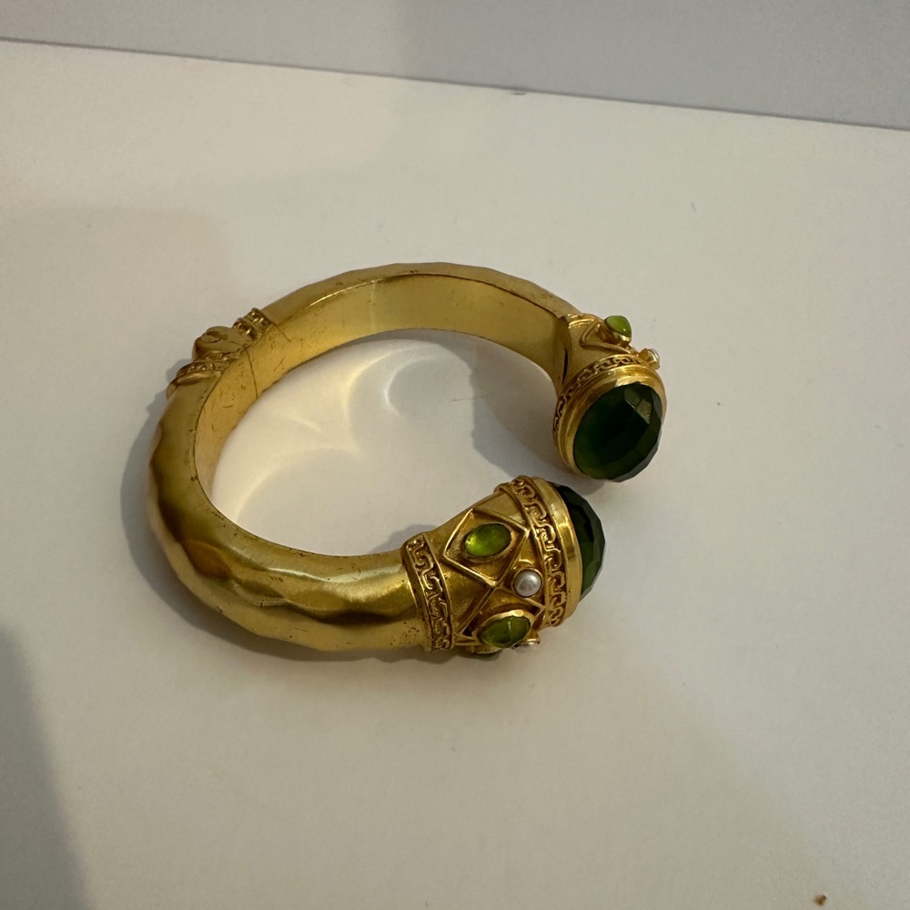 Julie Vos Elegant Palmetto Green Pearl and 24k Gold Plated Bracelet Regular Sz - Picture 6 of 11